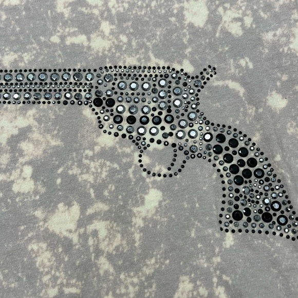 Cowgirl Hardware Women’s XL Long Sleeve Rhinestone Revolver Graphic Shirt - Picture 5 of 5